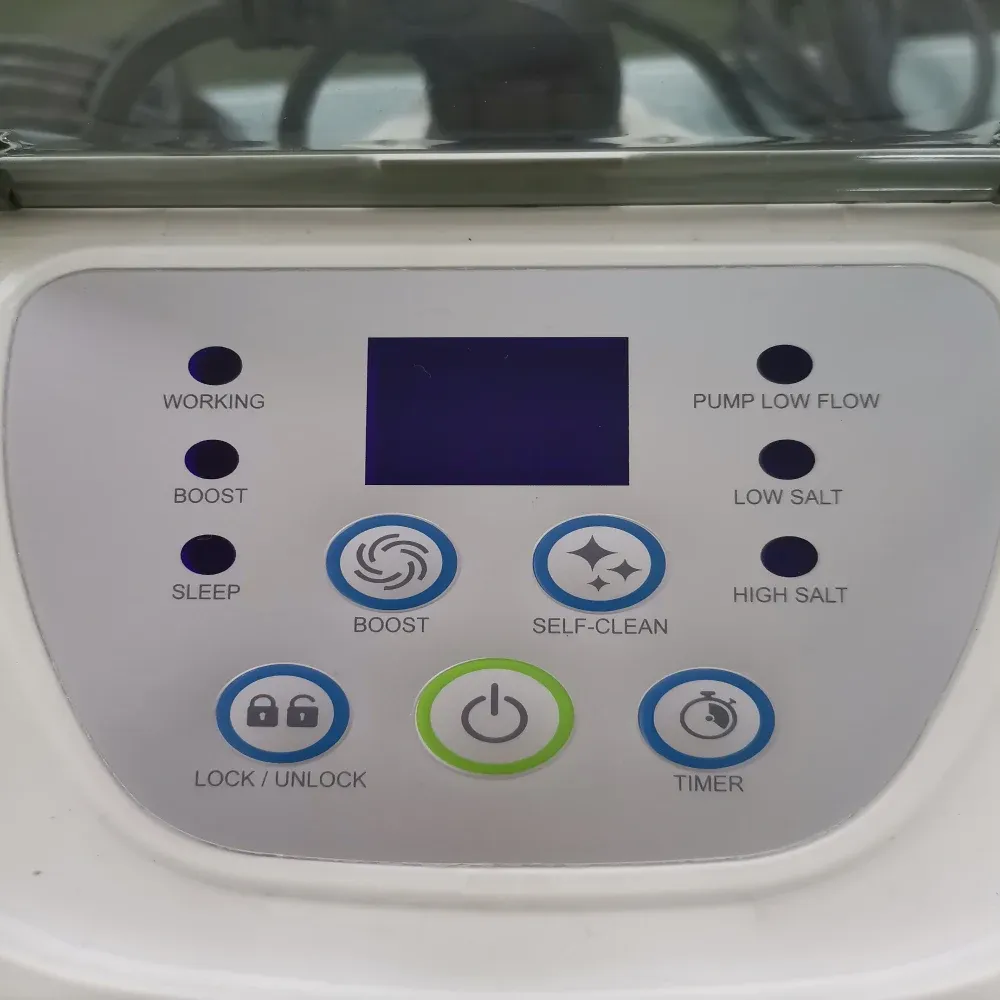 Generator de clor cu sare Krystal Clear QS400, pentru piscine până la 17413 L, Intex (26664)