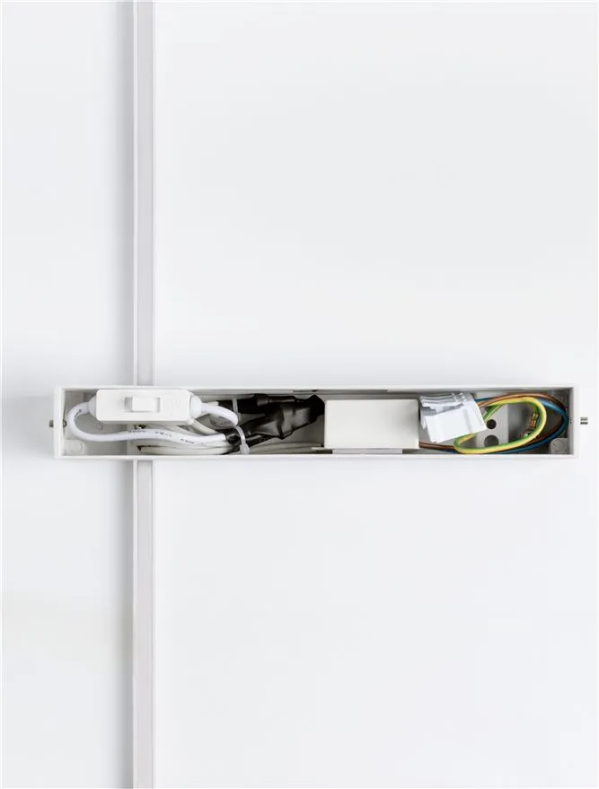 Aplică DANESSA LED 5 W, 220-240 V, 374 lm, 2700-3000K, IP20, dimmabil prin DIP switch, aluminiu și acril
