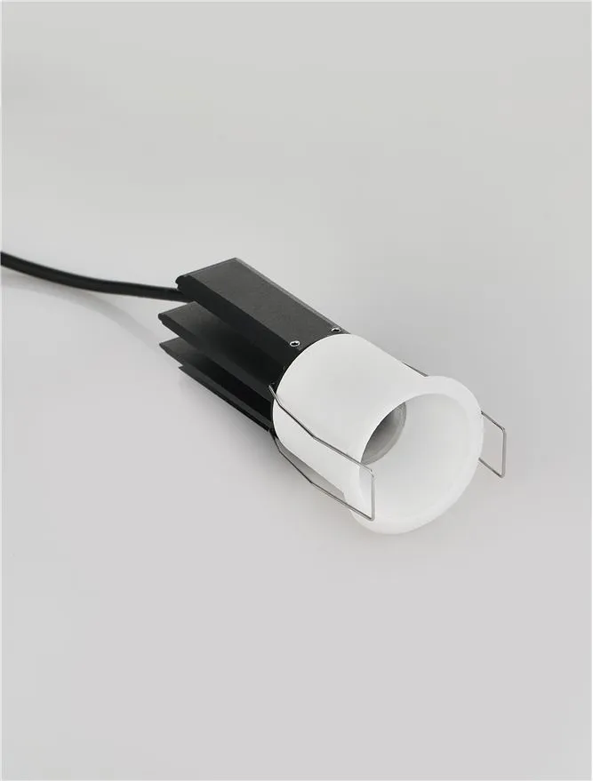 Spot Dash LED 7 W, 220-240 V, 483 lm, 3000K, IP20, UGR <17, CRI ≥97, aluminiu