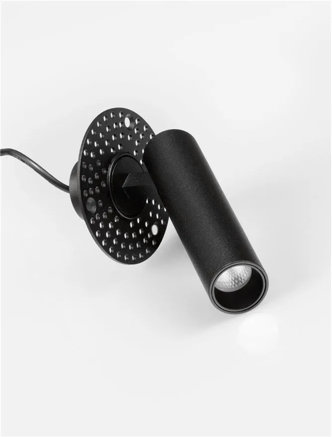 Spot Clarity LED 7 W, 220-240 V, 297 lm, 3000K, IP20, UGR <15, CRI ≥90, aluminiu