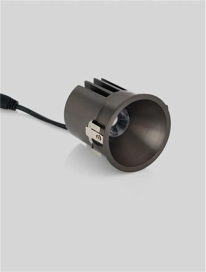Spot Sanco LED 10 W, 220-240 V, 775 lm, 3000K, IP20, UGR <18, CRI ≥90, aluminiu