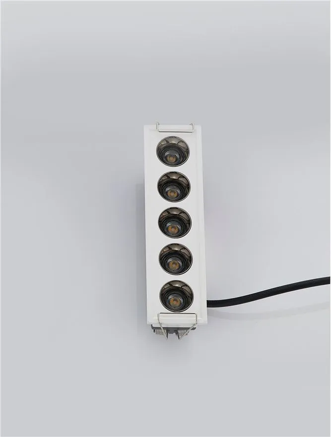 Spot Gono LED 11 W, 220-240 V, 541 lm, 3000K, IP20, UGR <19, CRI ≥90, aluminiu