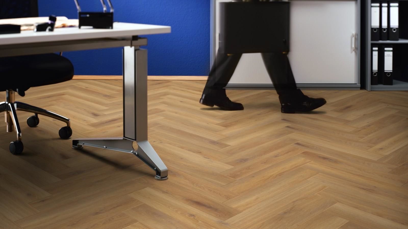 Parchet laminat Kronotex Herringbone Pisa Oak D 3861 665х123mm