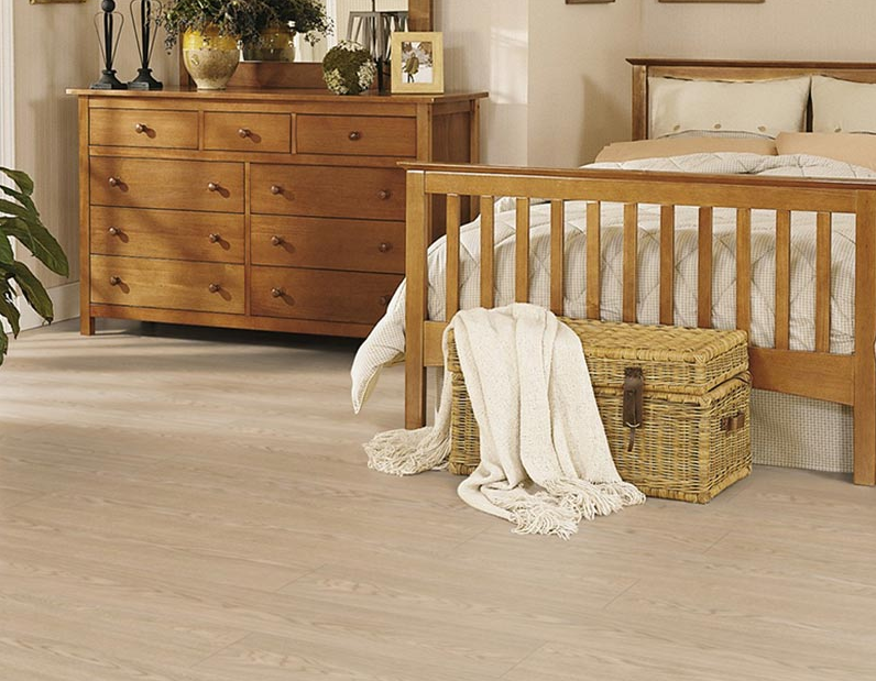 Parchet laminat Kronotex Stejar Torino MV 854 8mm