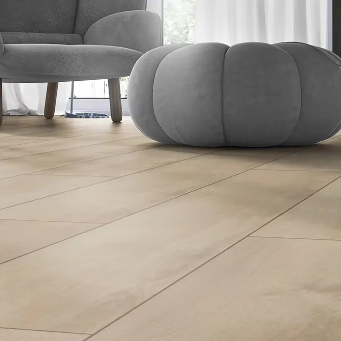 Parchet laminat Kronotex Superior Advanced  Stejar Bej D3902 8mm