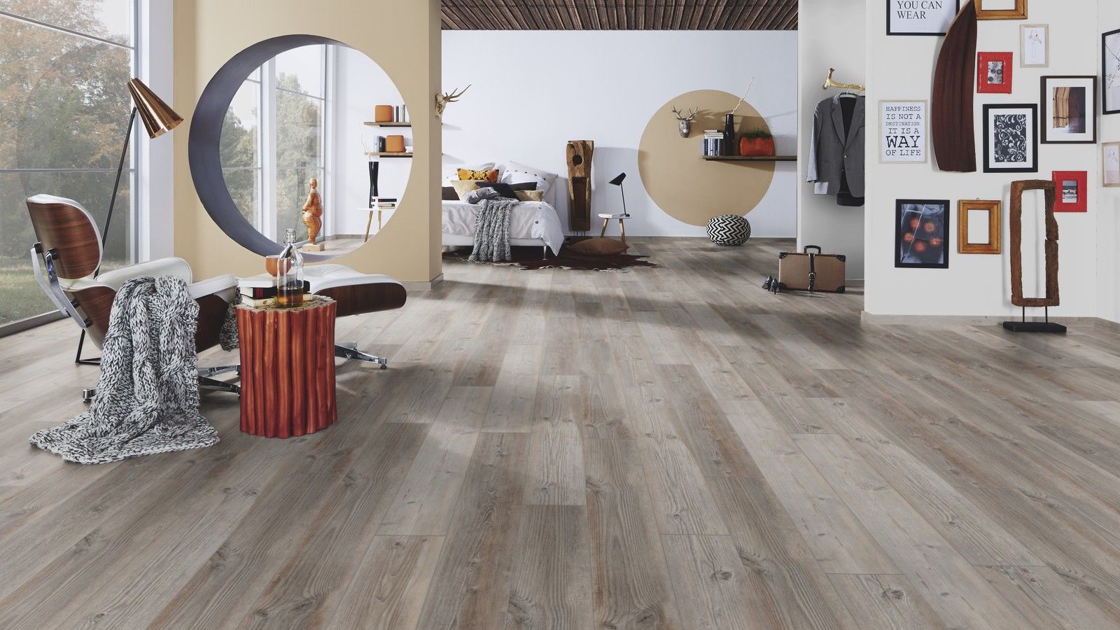 Parchet laminat K047 Mountain Hut Pine, Planked (GT) 8mm/32