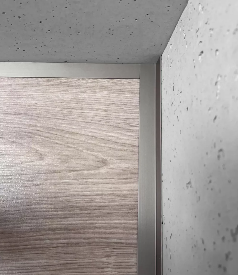 Profilul de plinta SL16X5mm16Х25Х2000ММ Titan C31