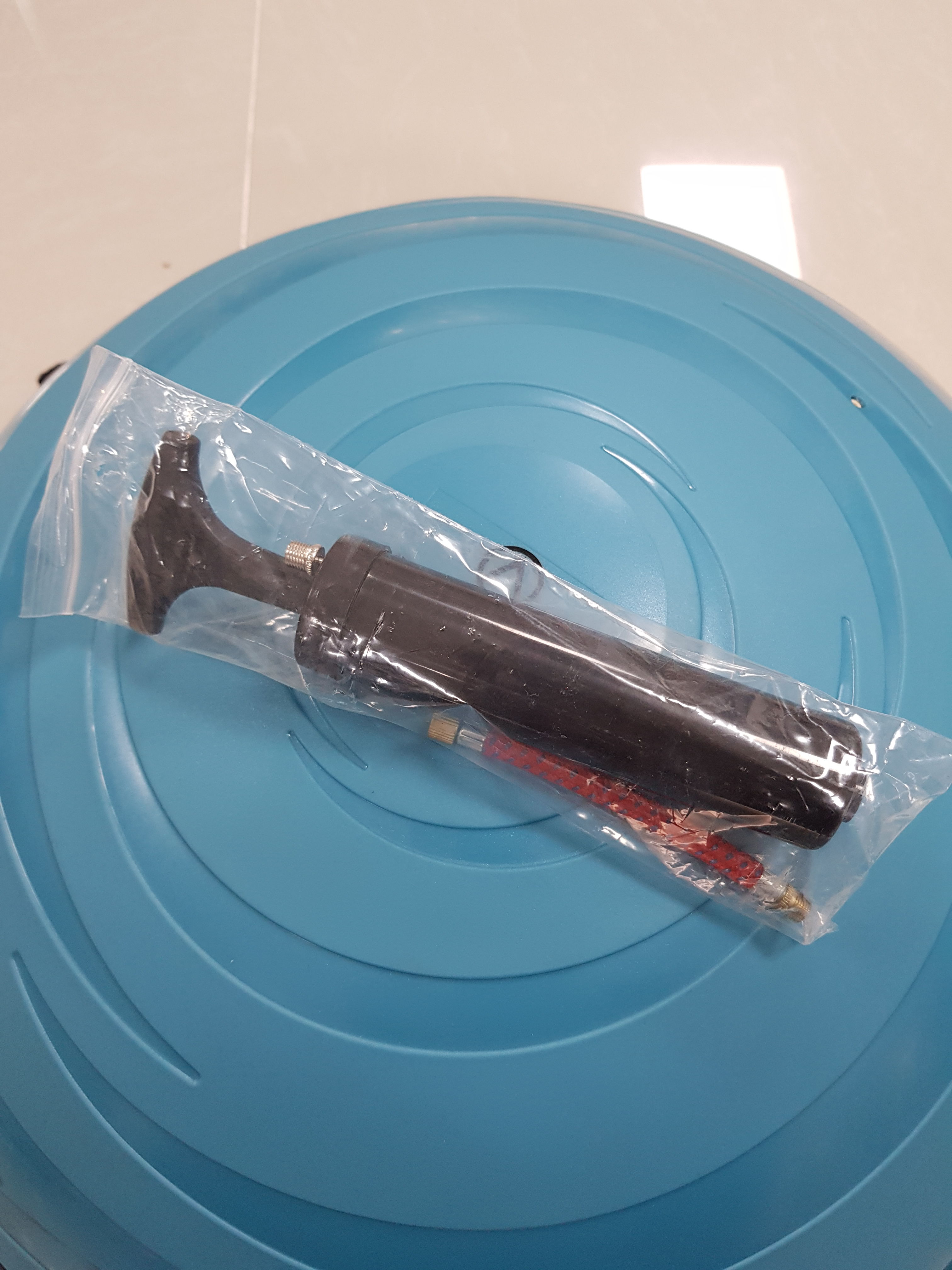 Bosu / Balansir cu pompa si maneri 57х23 cm (max. 120 kg) Spartan 929 (3684)