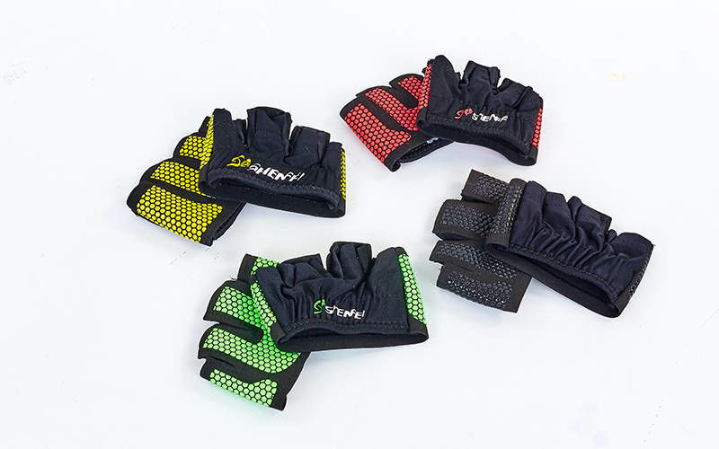 Manusi fitness L Work out short-pad 8038-L (846)