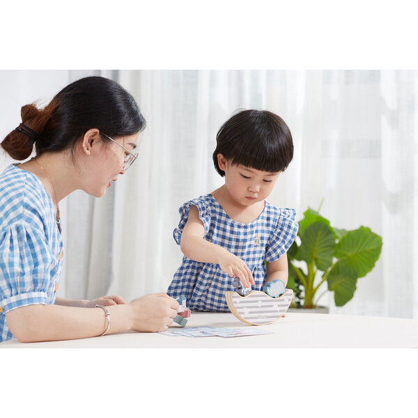 Joc educativ cu siret "Invatam despre echilibru cu animalele" (5128)