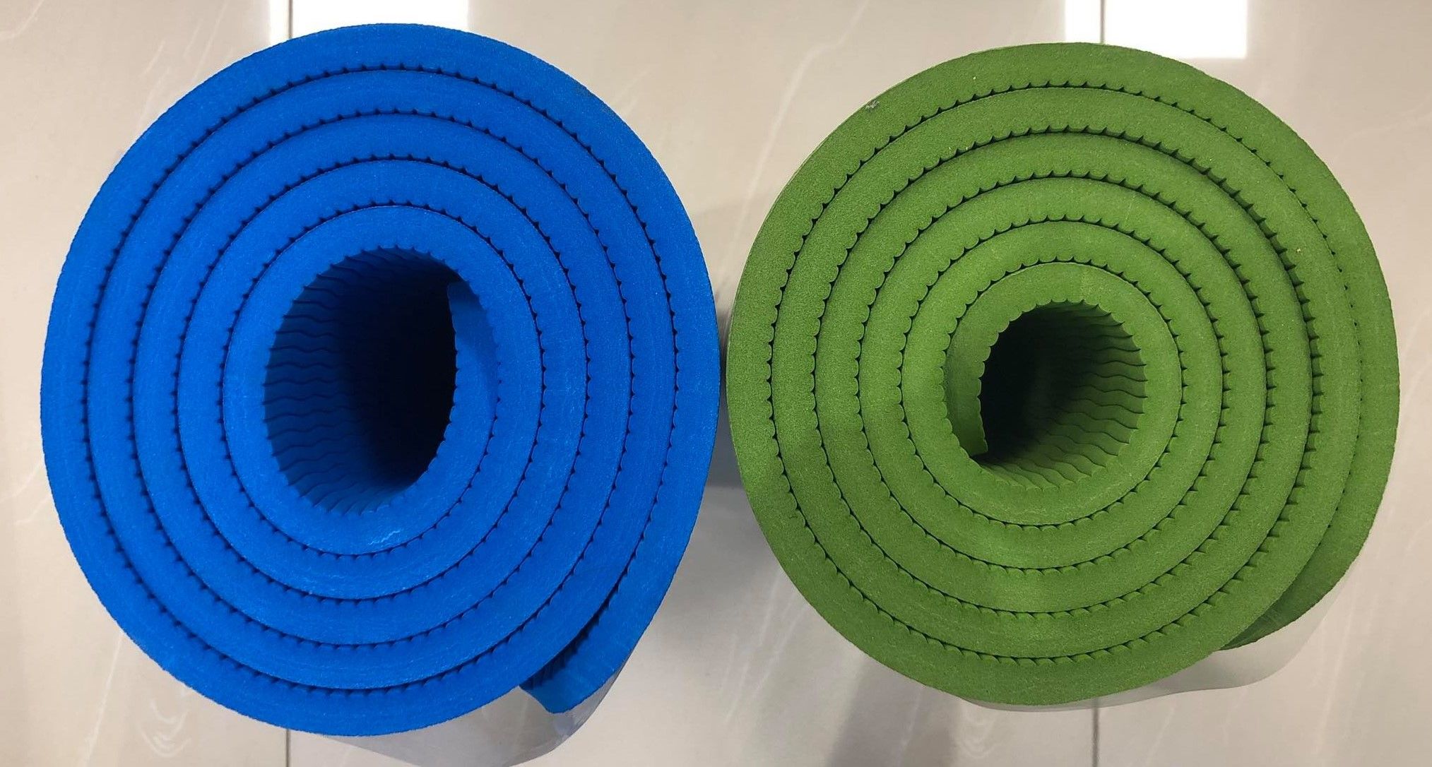 Коврик для йоги с люверсами 183х61х1 см TPE (4325)