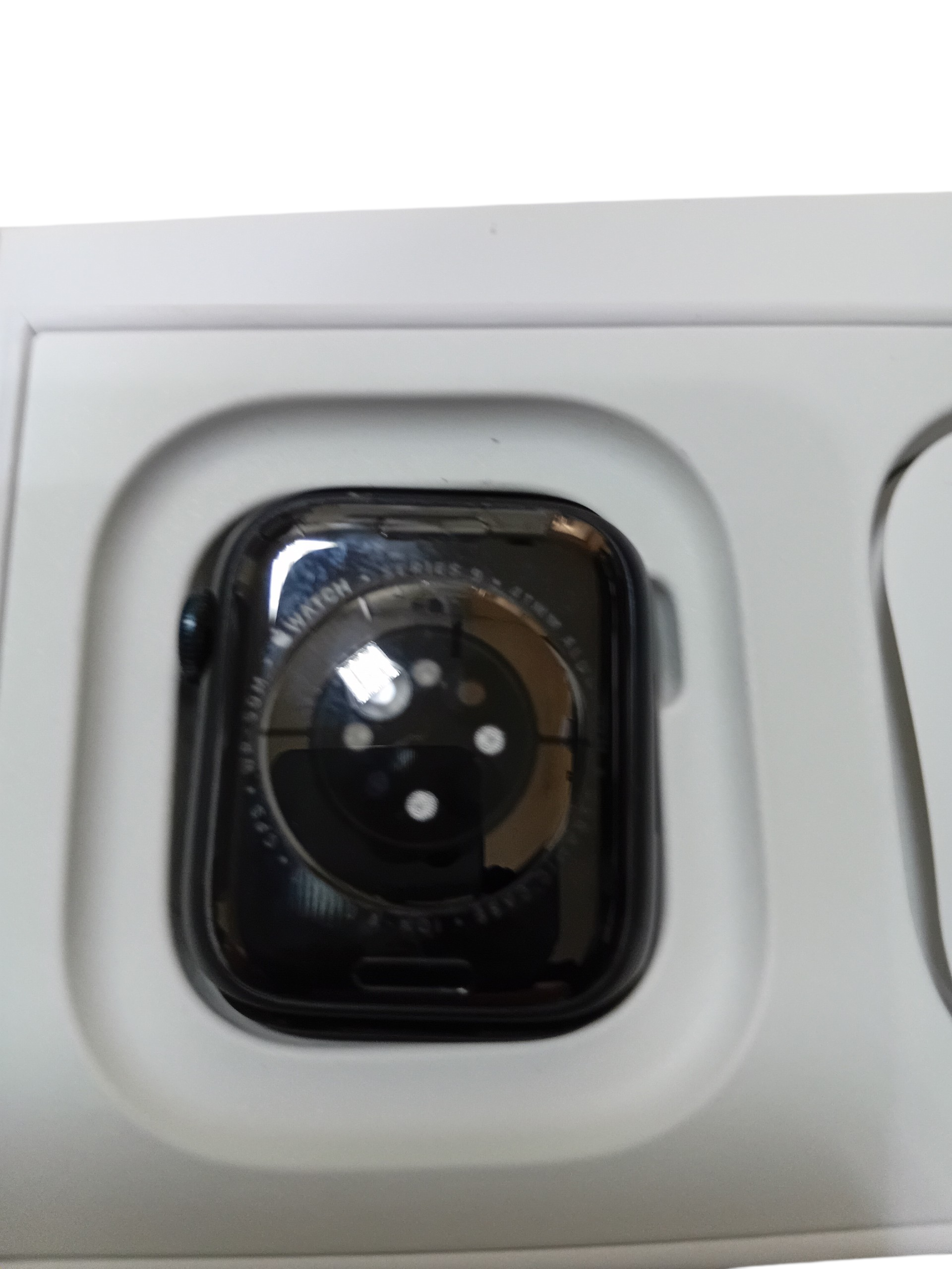 Series 9 /1.69"/ 41 mm/