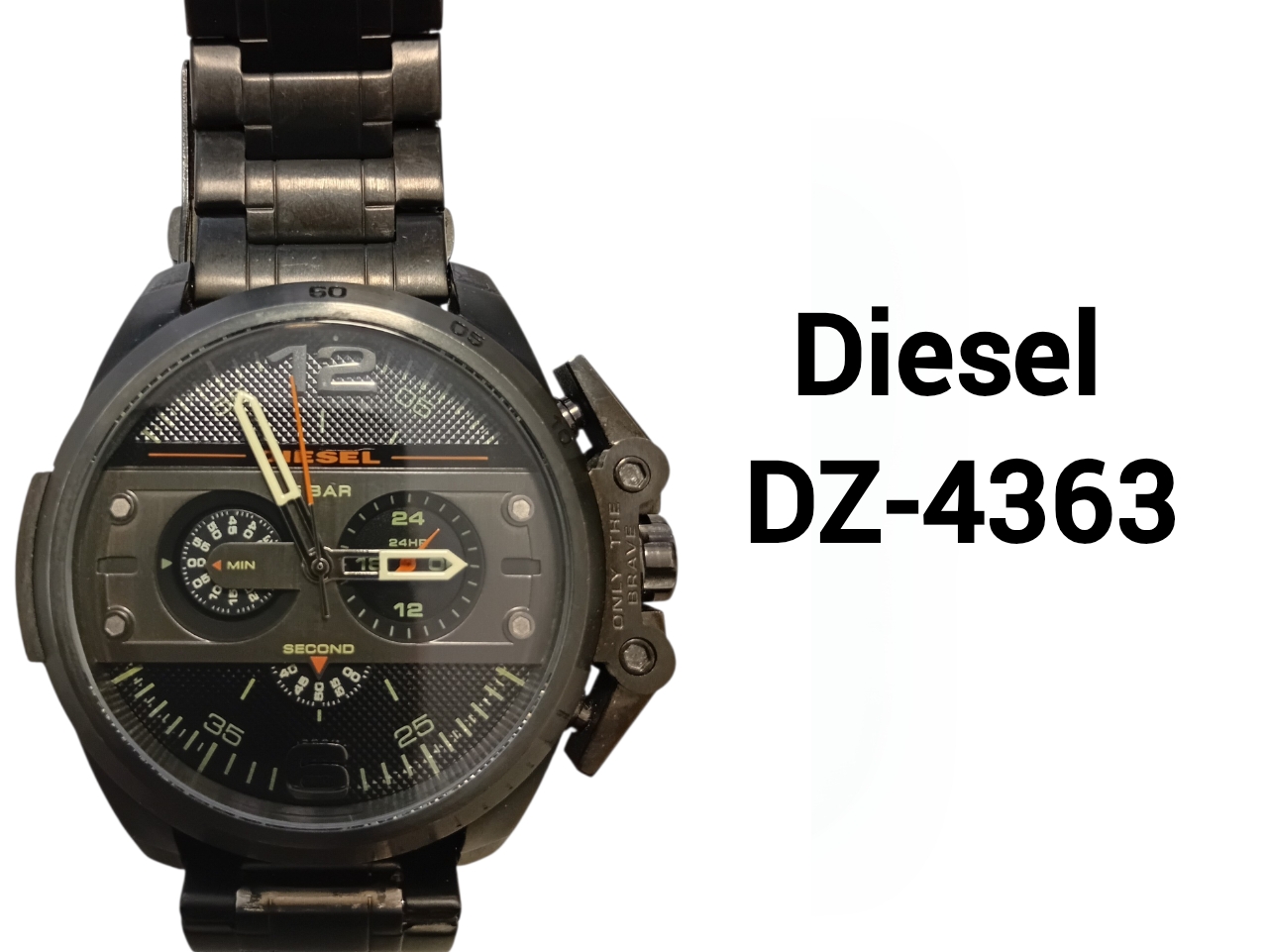 Мужские часы-хронограф Diesel Ironside цвета «оружейная сталь» DZ4363