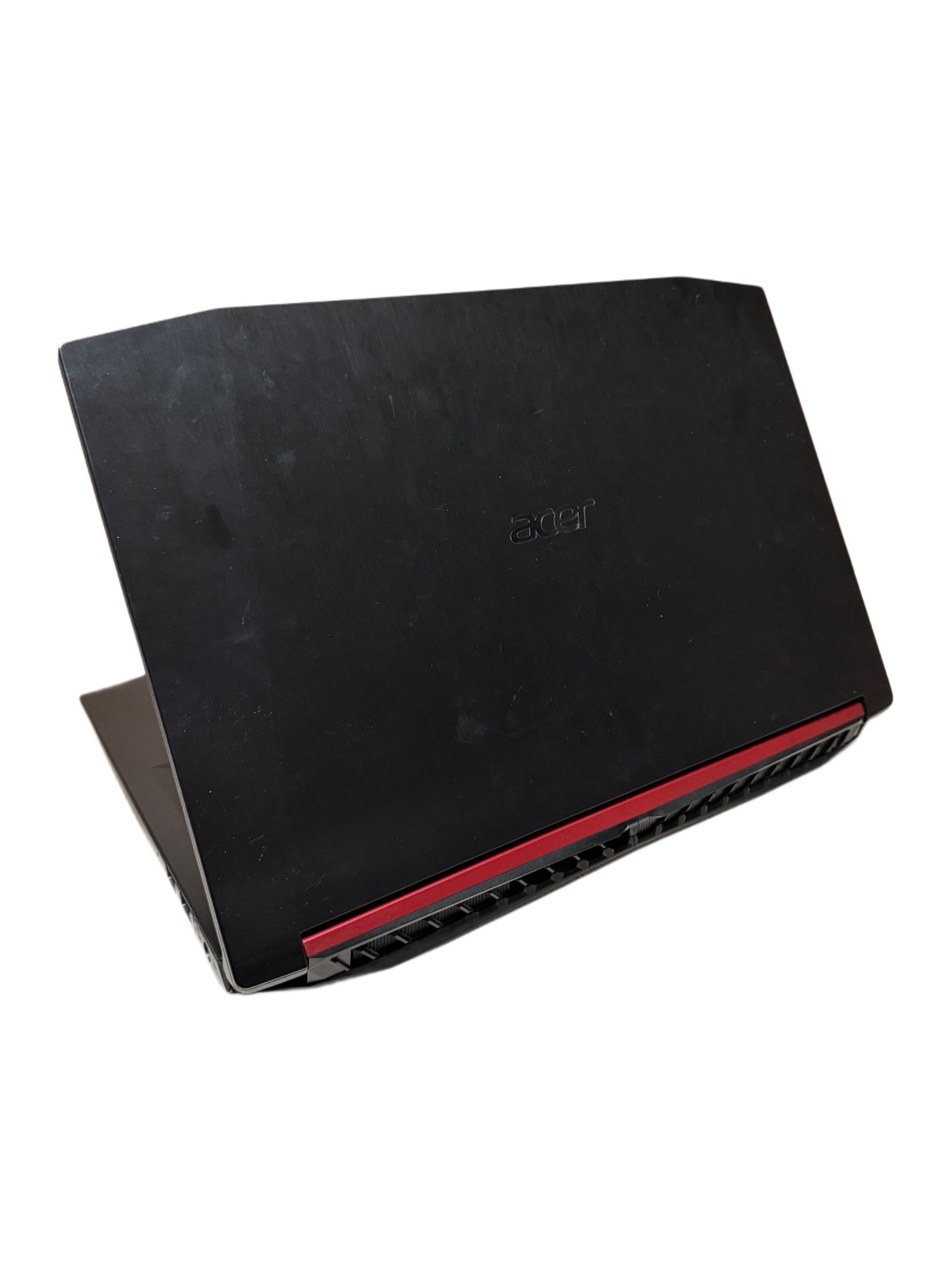 Acer Nitro 5 Nitro AN515-31 15.6” / 8 ГБ RAM / 256 GB