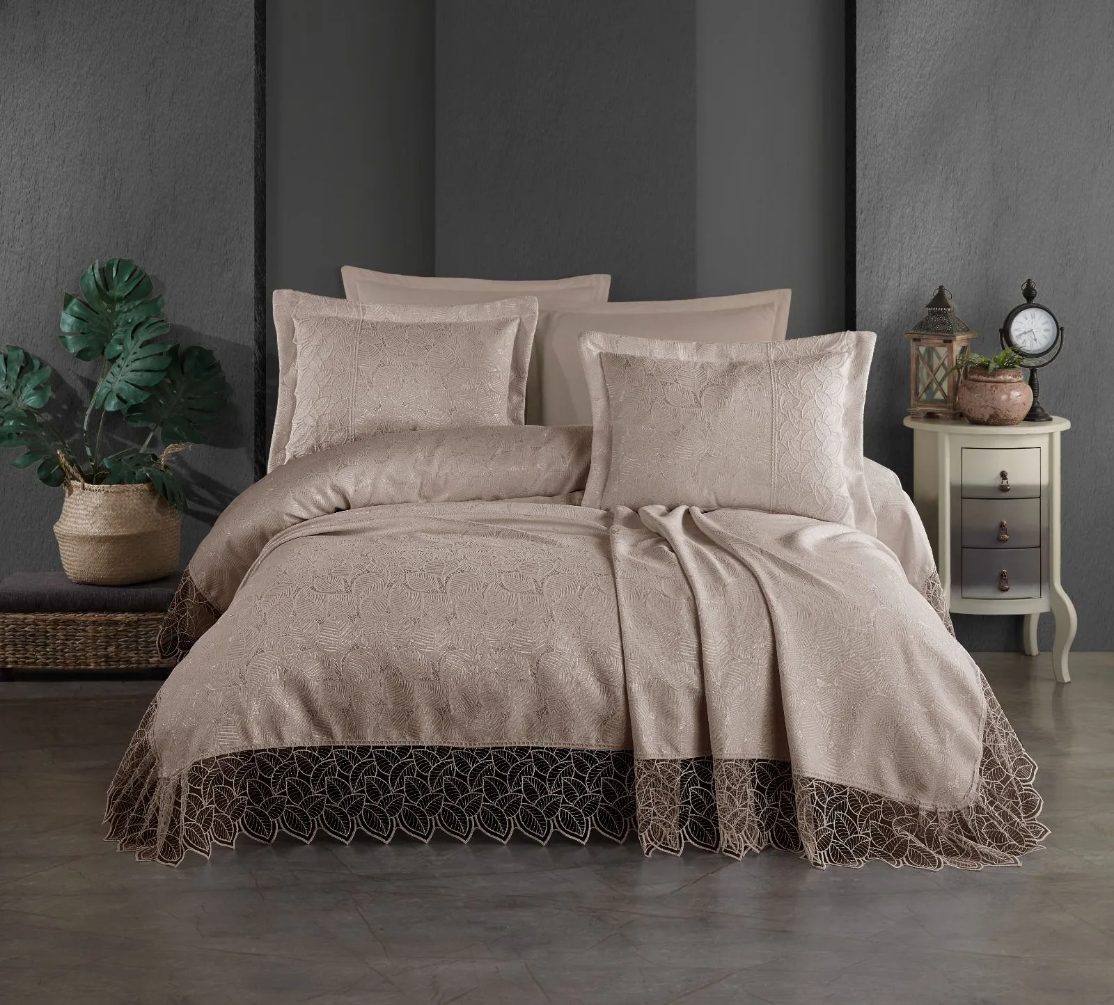 Set cuvertura cu 2 fete de perna (240x260/50x70)