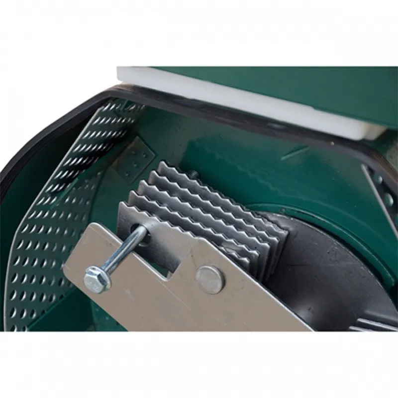 Moara electrica de maruntit ''Minsk"