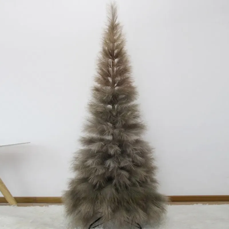 Brad cu ramuri Pampas 180 cm