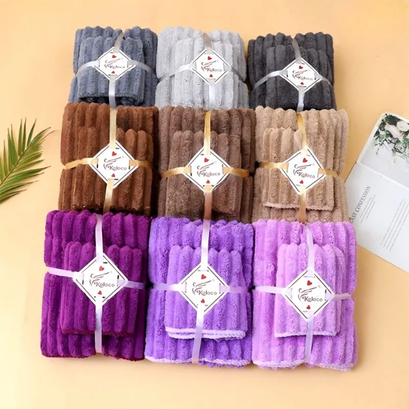 Set prosoape pentru baie (70x140/35x75)