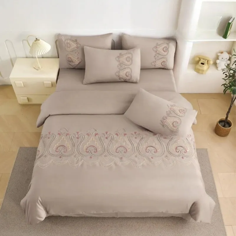 Set lenjerie de pat 4 pcs