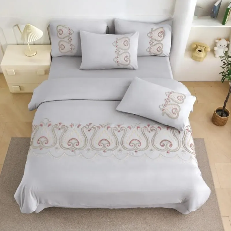 Set lenjerie de pat 4 pcs