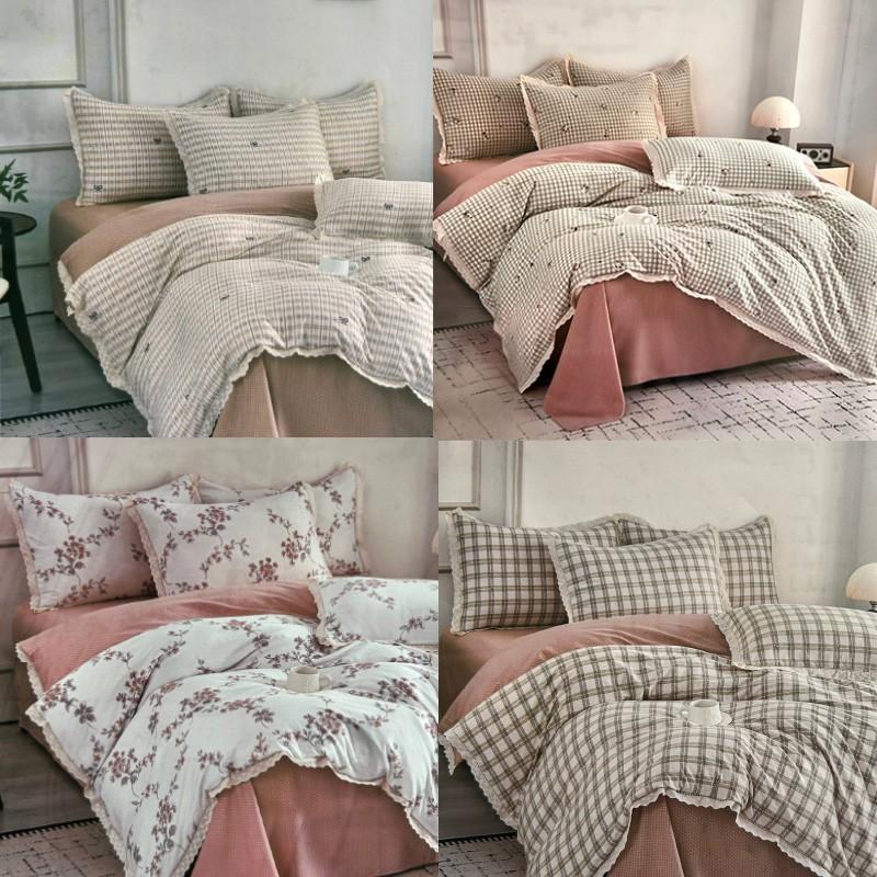 Set lenjerie de pat 4 pcs