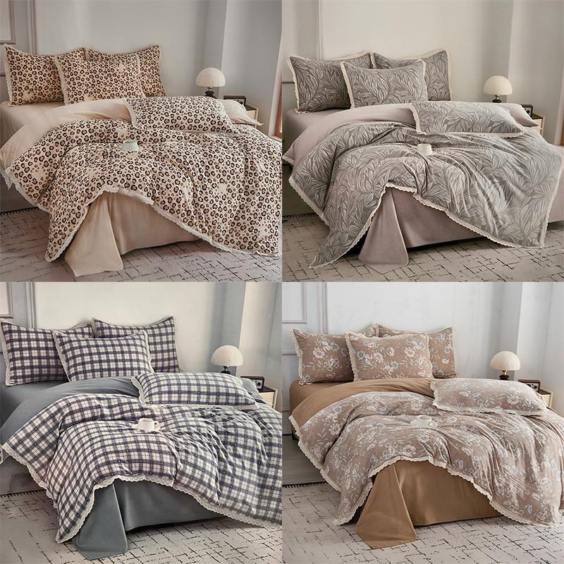 Set lenjerie de pat 4 pcs