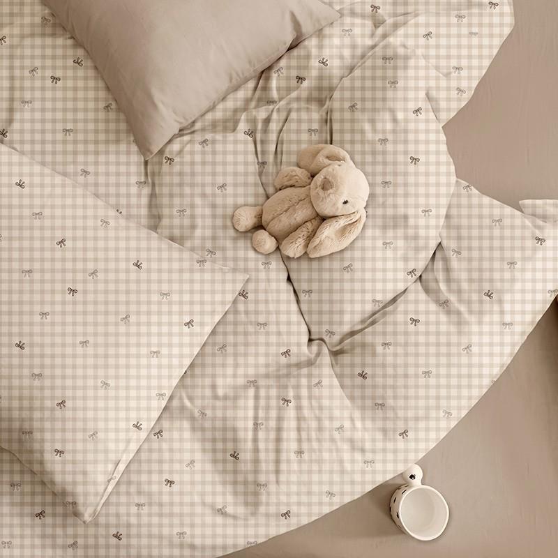 Set lenjerie de pat 4 pcs