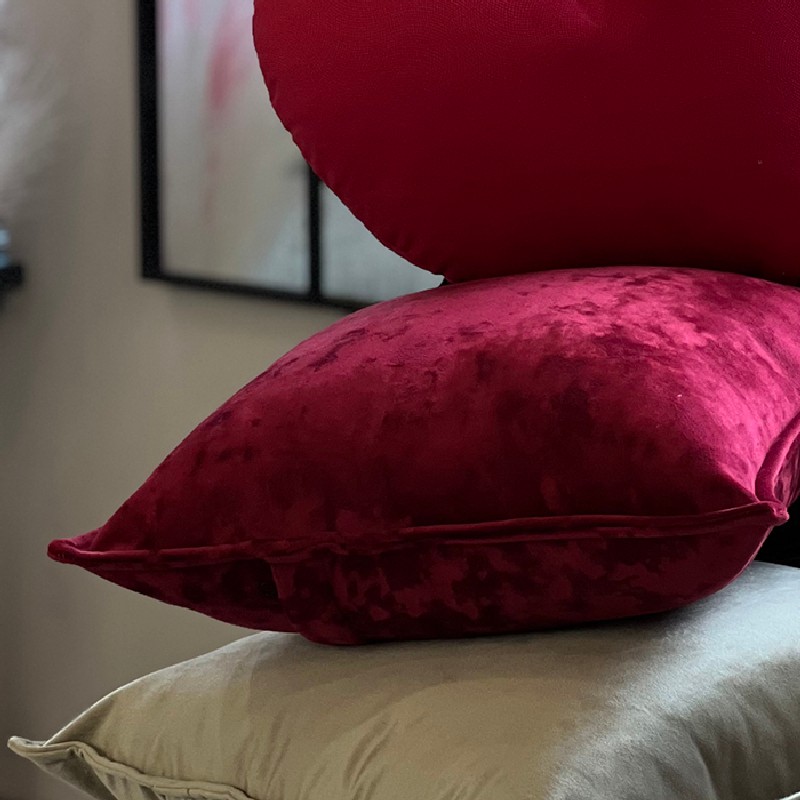 Perna decor din puf siliconat Catifea (40x40)