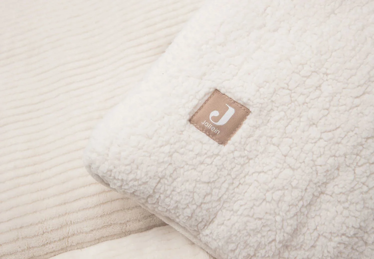 Salteluta de joaca Jollein 100x100cm Cloudy Rib Oatmeal