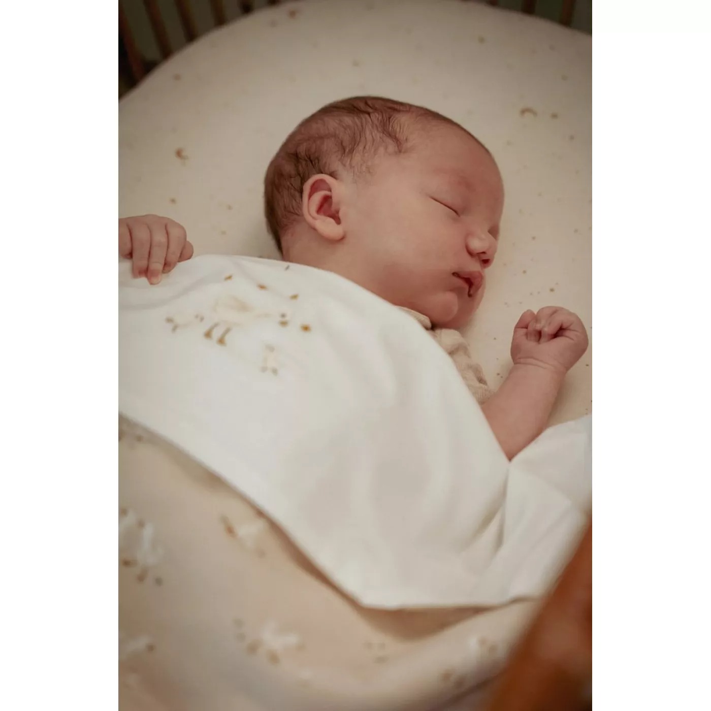 Cearsaf cu elastic din bumbac organic pentru landou - 40x80 cm - Moon and Stars - Little Dutch