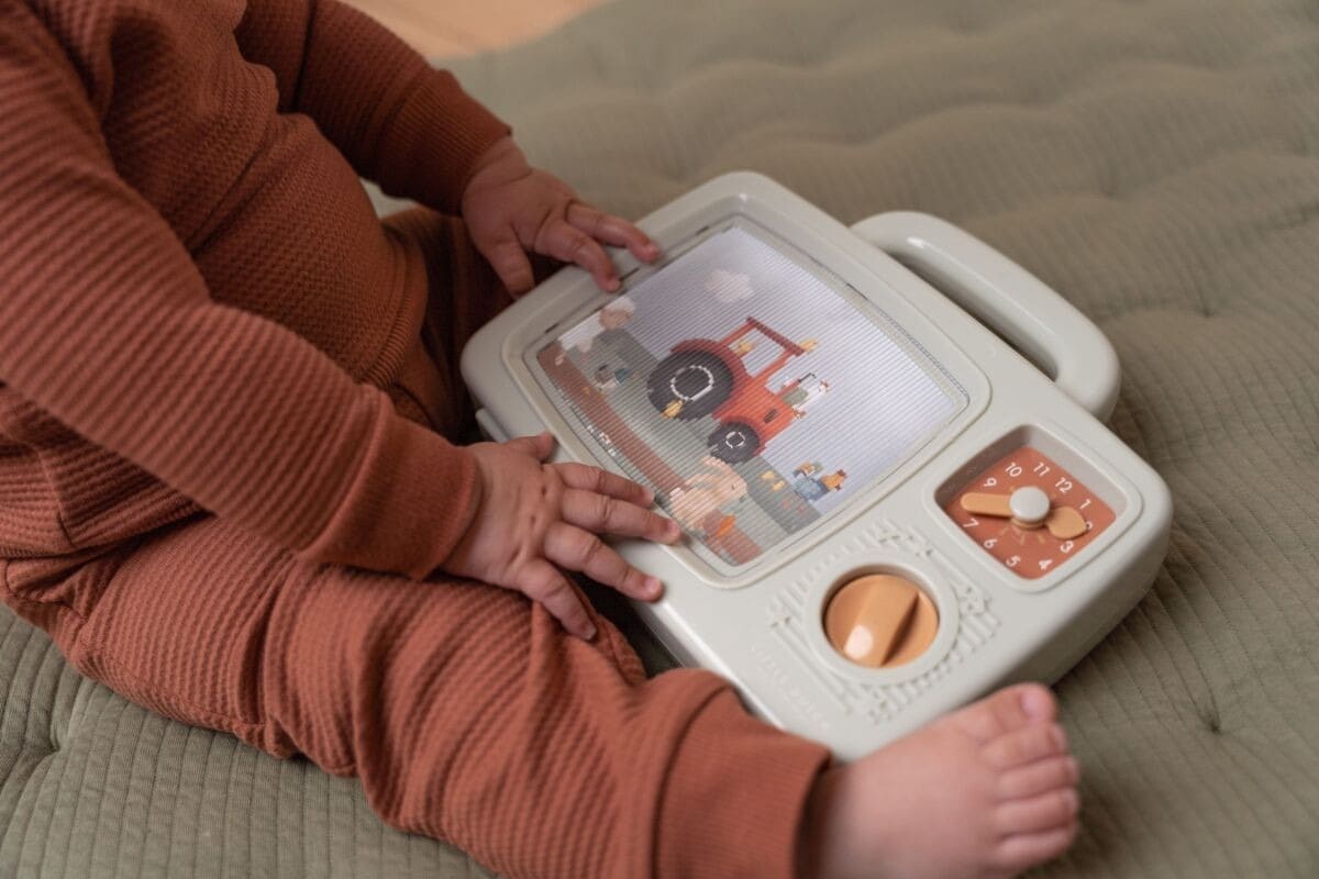 Музыкальная игрушка «Телевизор» — Little Farm — Little Dutch