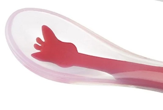 Set 2 lingurite din silicon col So Pure Girafa Sophie