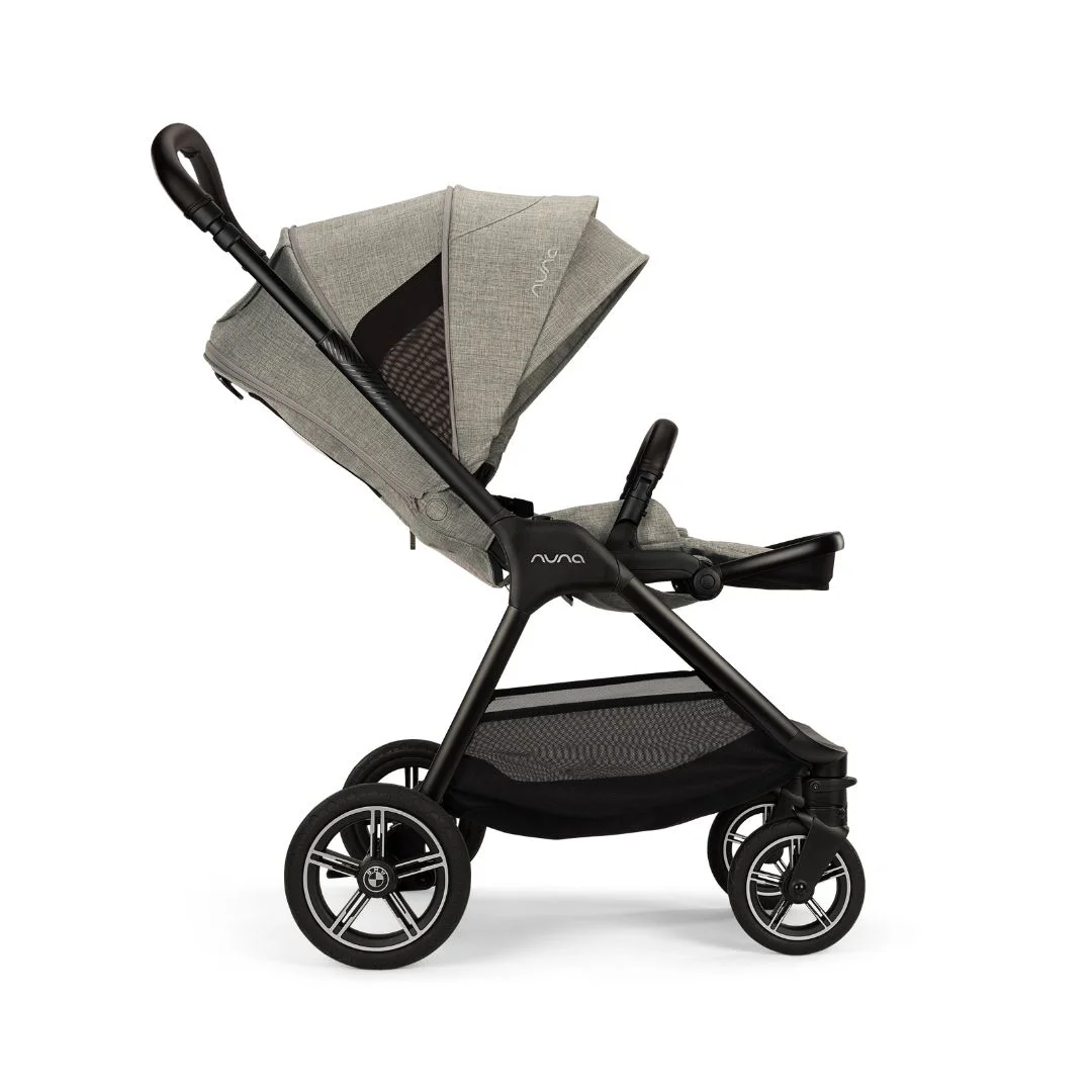 Carucior compact Nuna x BMW TRIV Next Graphene