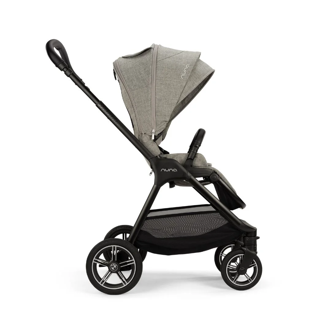 Carucior compact Nuna x BMW TRIV Next Graphene
