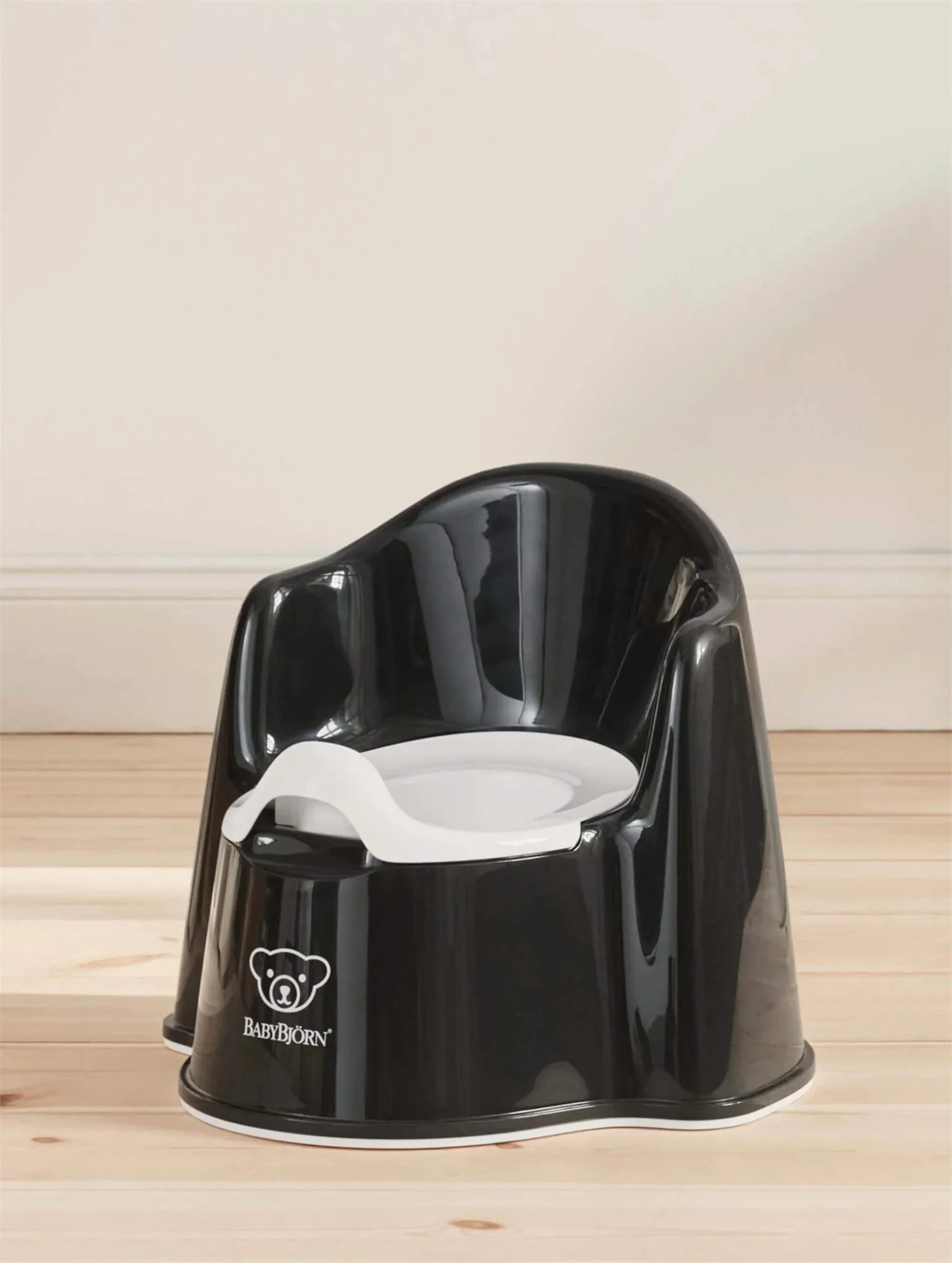 Olita cu protectie spate BabyBjorn Potty Chair Powder Black/White
