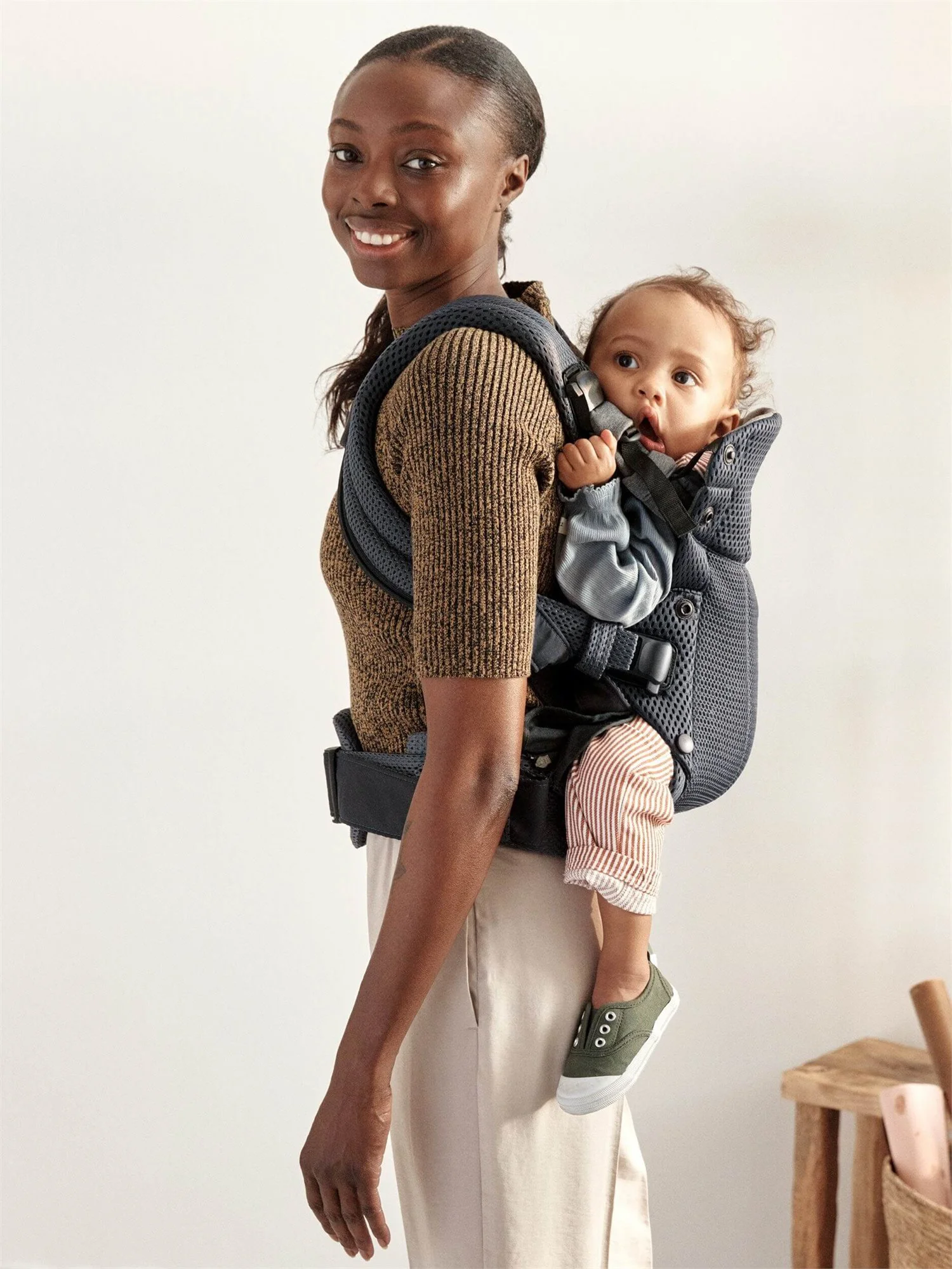 Marsupiu anatomic BabyBjorn Harmony Anthracite, 3D Mesh