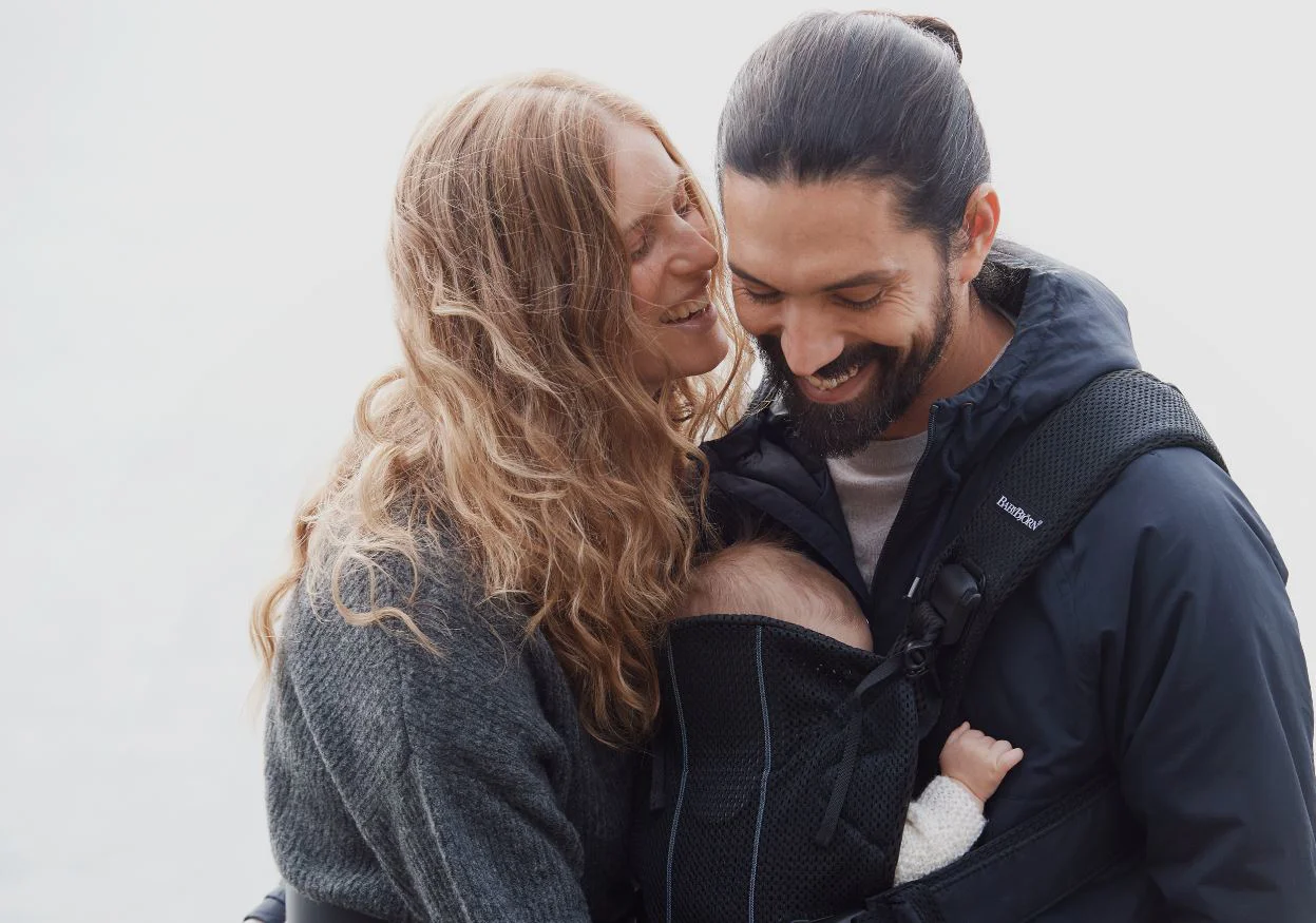 Анатомический рюкзак-кенгуру BabyBjorn One Air Black, 3D Mesh