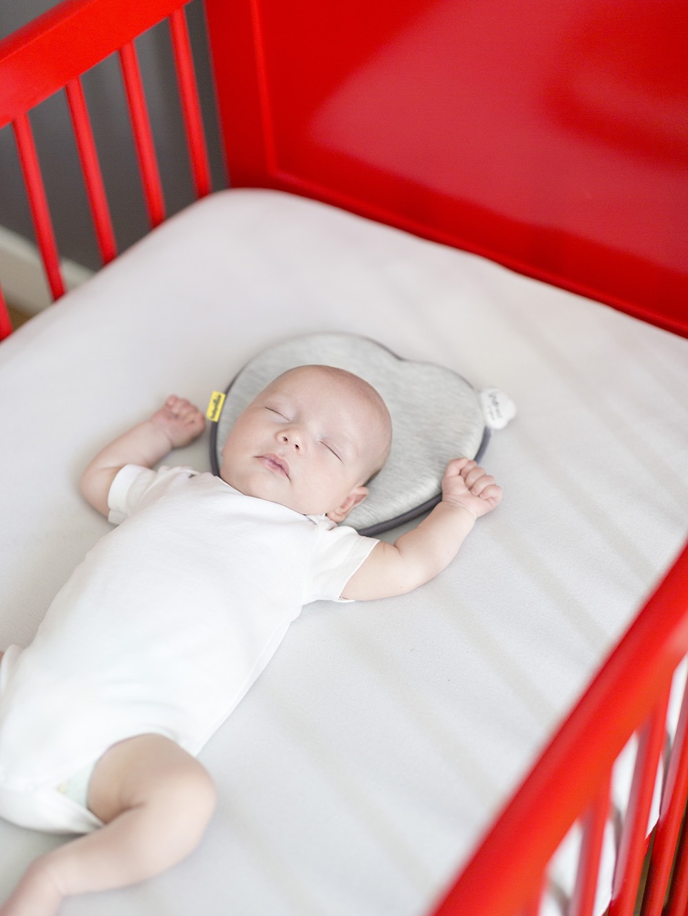 Perna ergonomica impotriva plagioencefaliei Babymoov Lovenest Original Smokey