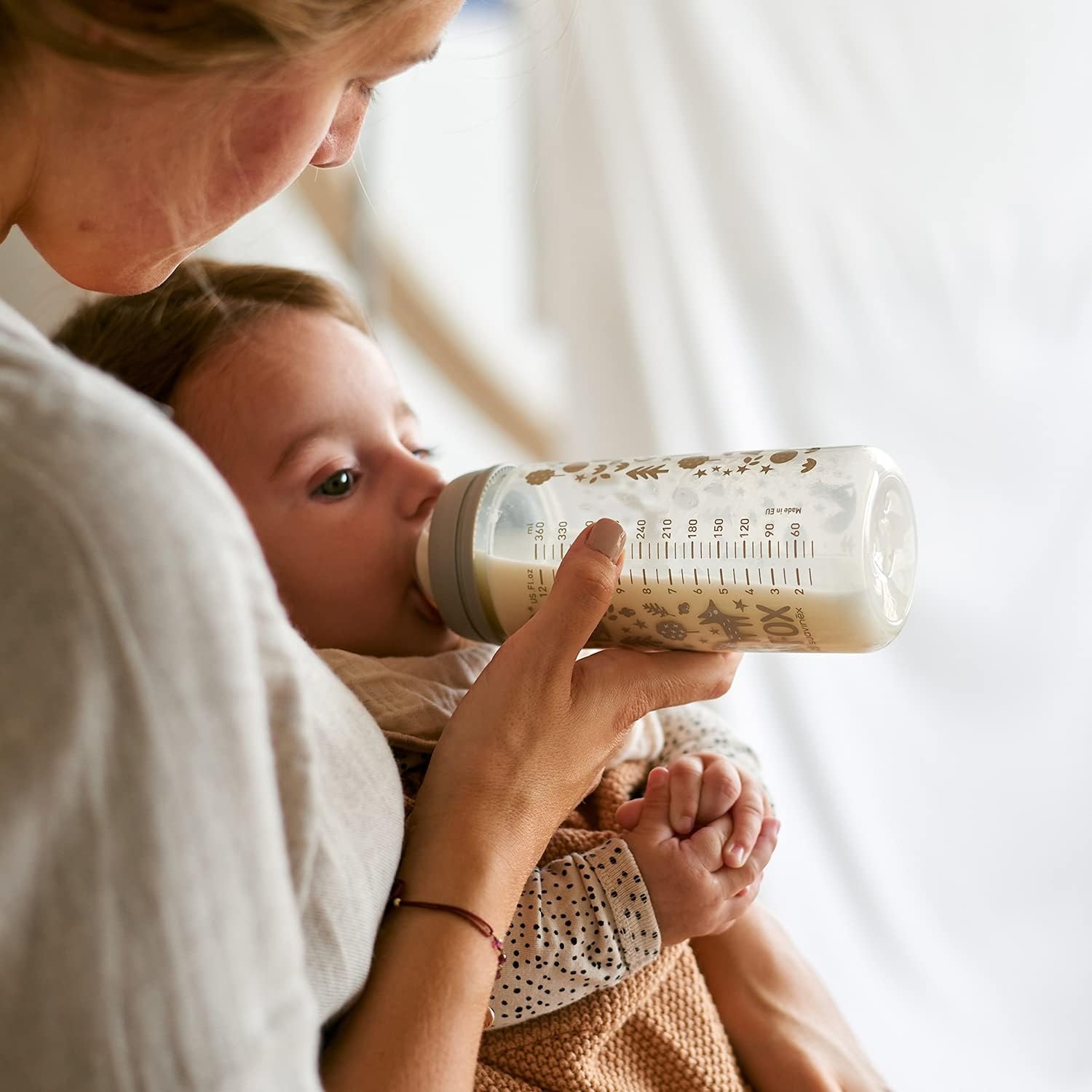 Biberon cu Tetina Anatomica Fox, Suavinex, 0+ Luni, Curgere Libera, Silicon, 150 ml, Gri