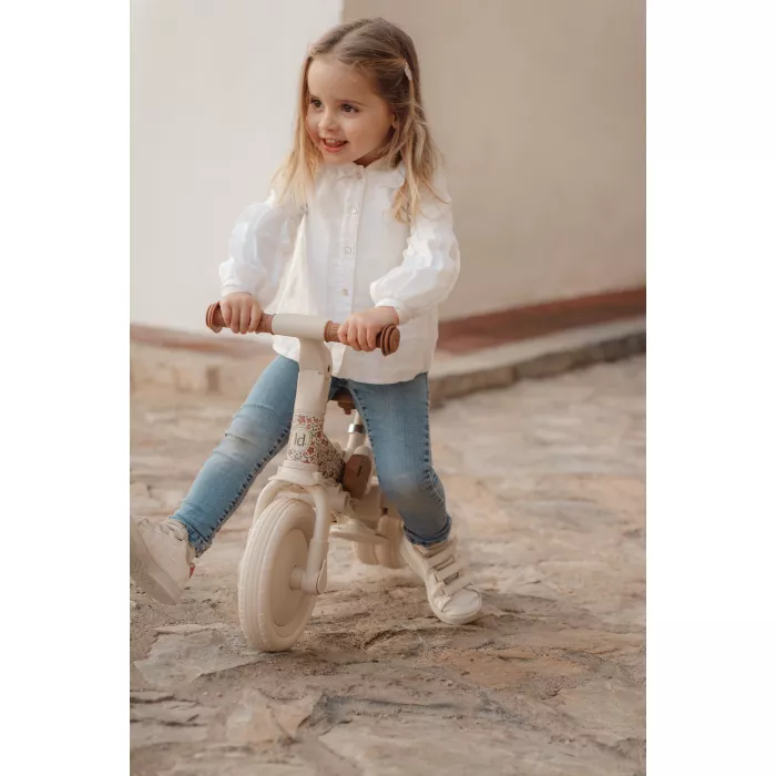 Tricicletă 4 în 1 cu bară de împingere – Alb Off-White – Little Dutch