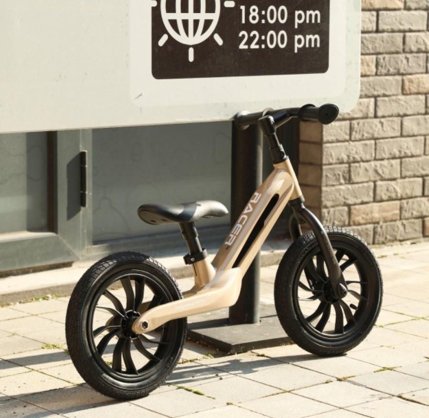 Беговел Qplay Racer Platinum