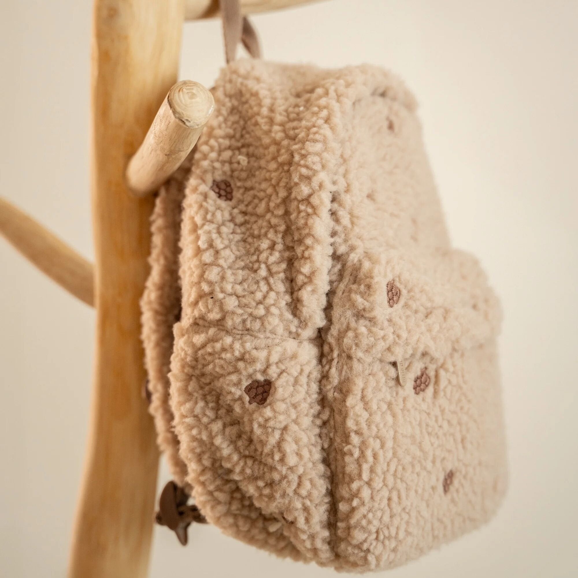 Rucsac din material teddy - Taupe - Little Dutch