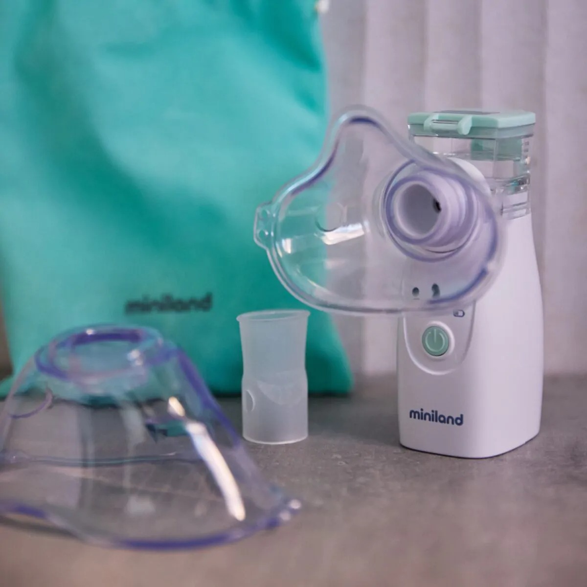 Nebulizator portabil copii și adulți Miniland Nebuclean