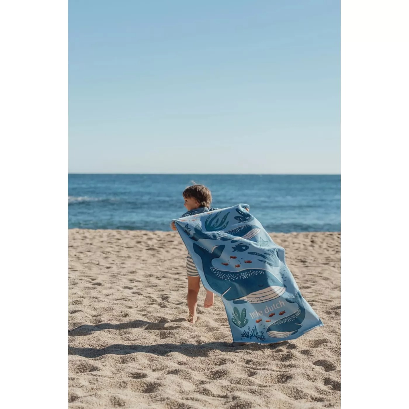 Пляжное полотенце - Ocean World Blue - 60×120 см - Little Dutch 2