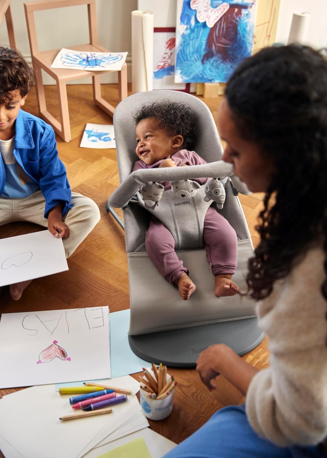 Bara de jucarii pentru balansoar BabyBjorn Soft Friends 2