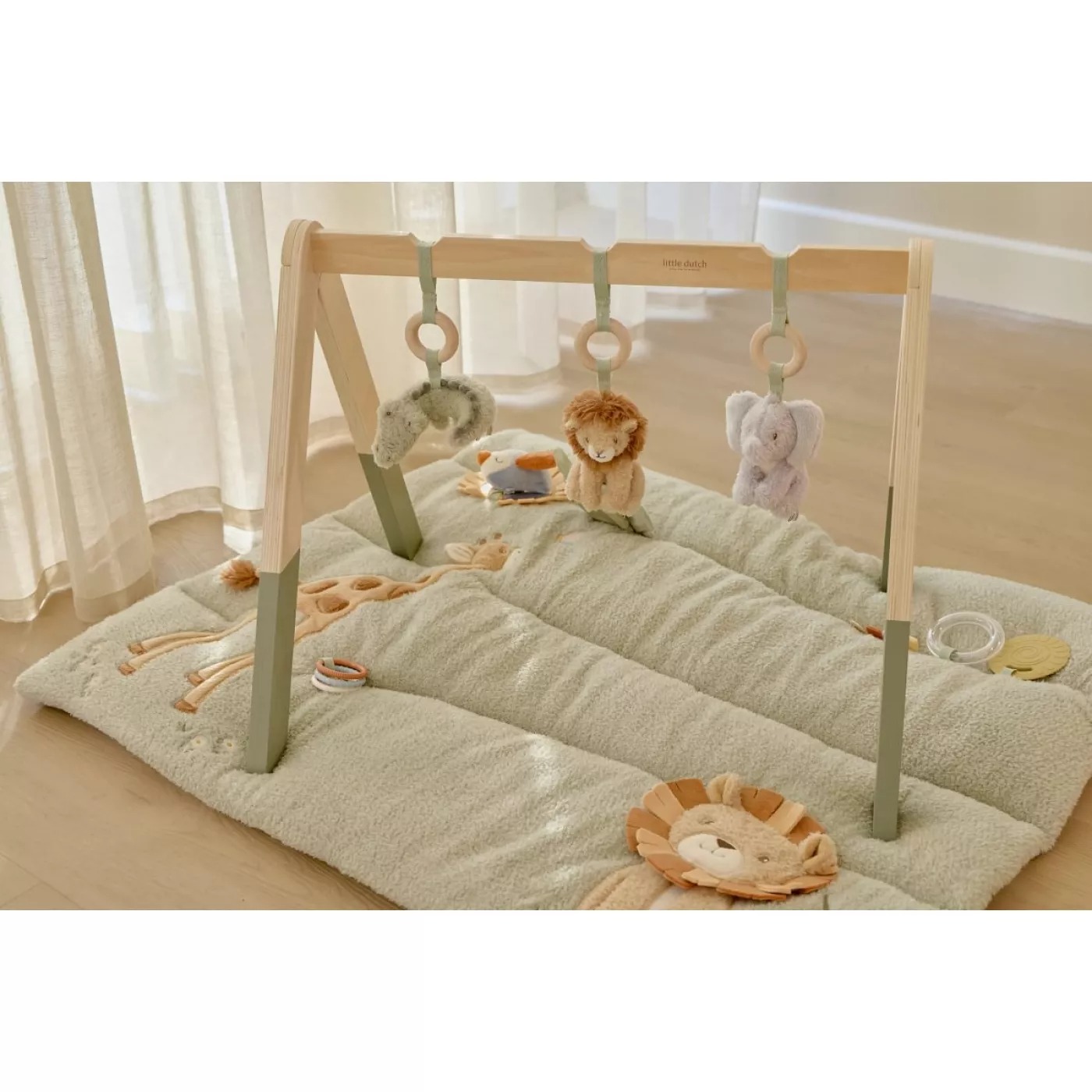 Centru de activitati pentru bebelusi - Baby Gym - Safari Friends - Little Dutch 3