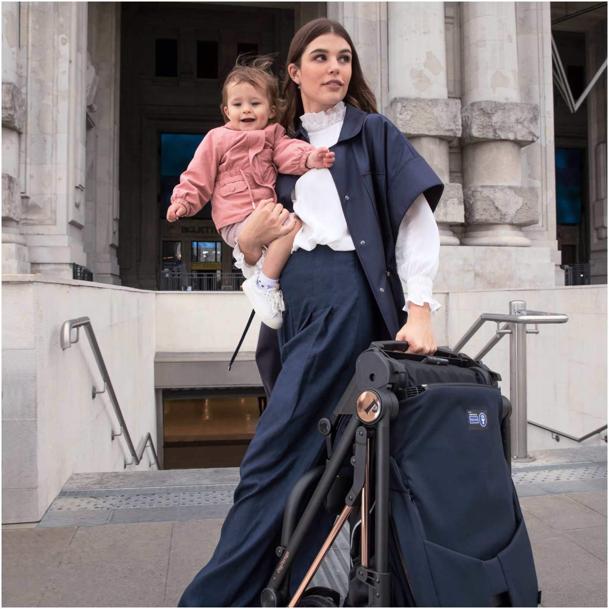 Коляска Peg Perego Vivace Blue Shine 8
