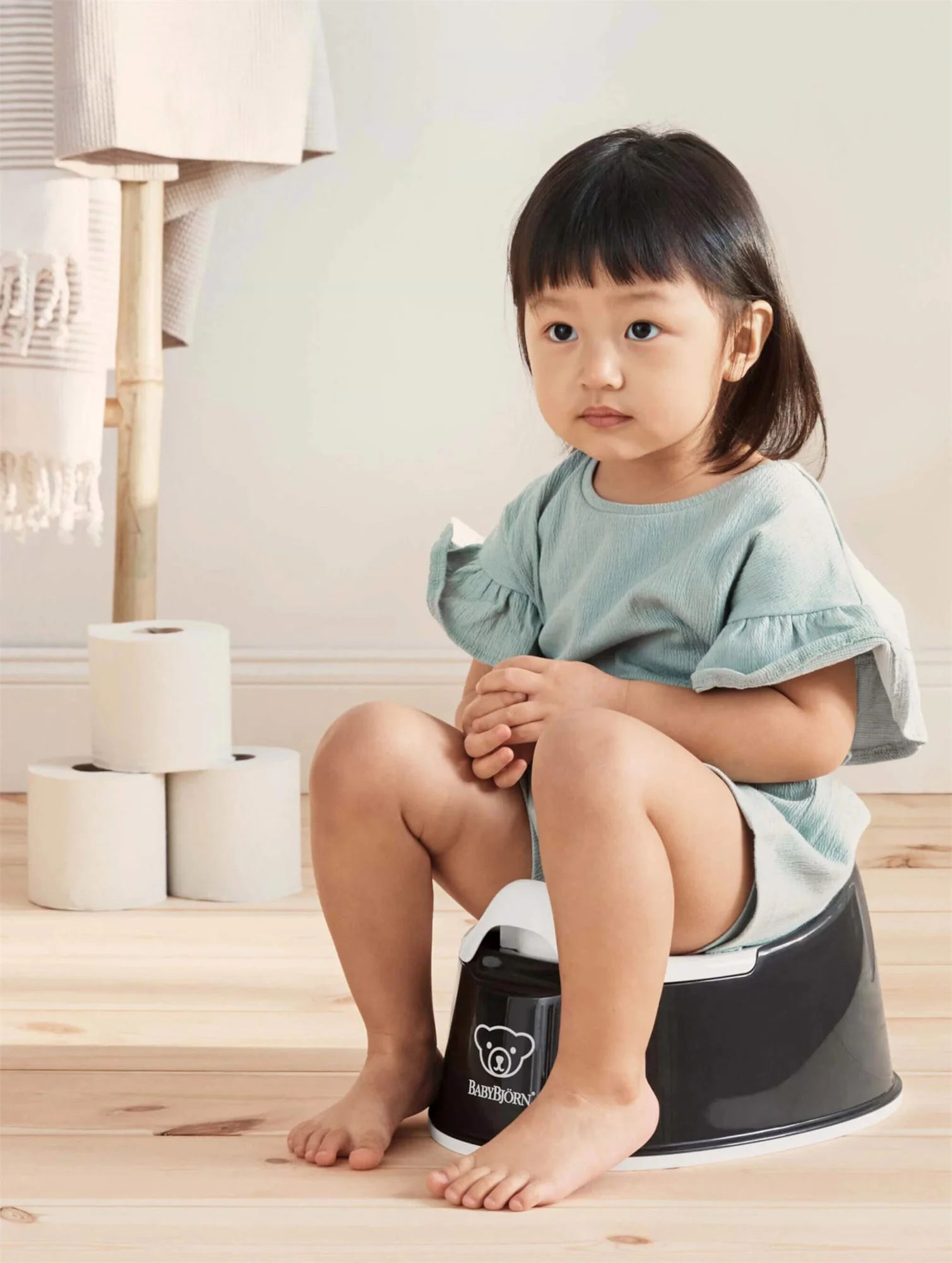 Olita BabyBjorn Smart Potty Deep Black/White