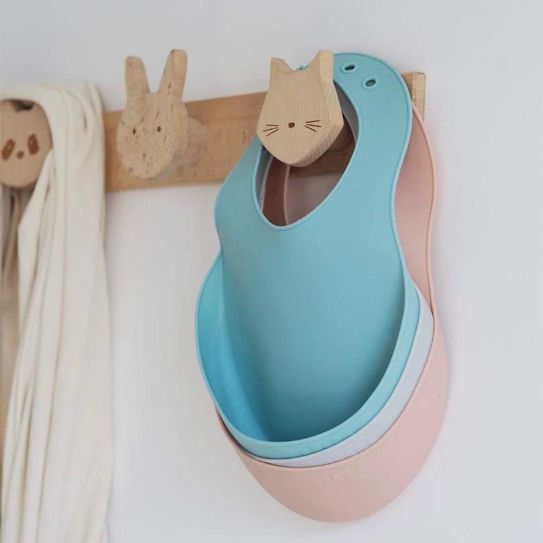 Beaba Набор из 2 силиконовых слюнявчиков Old Pink/Light Grey B913510