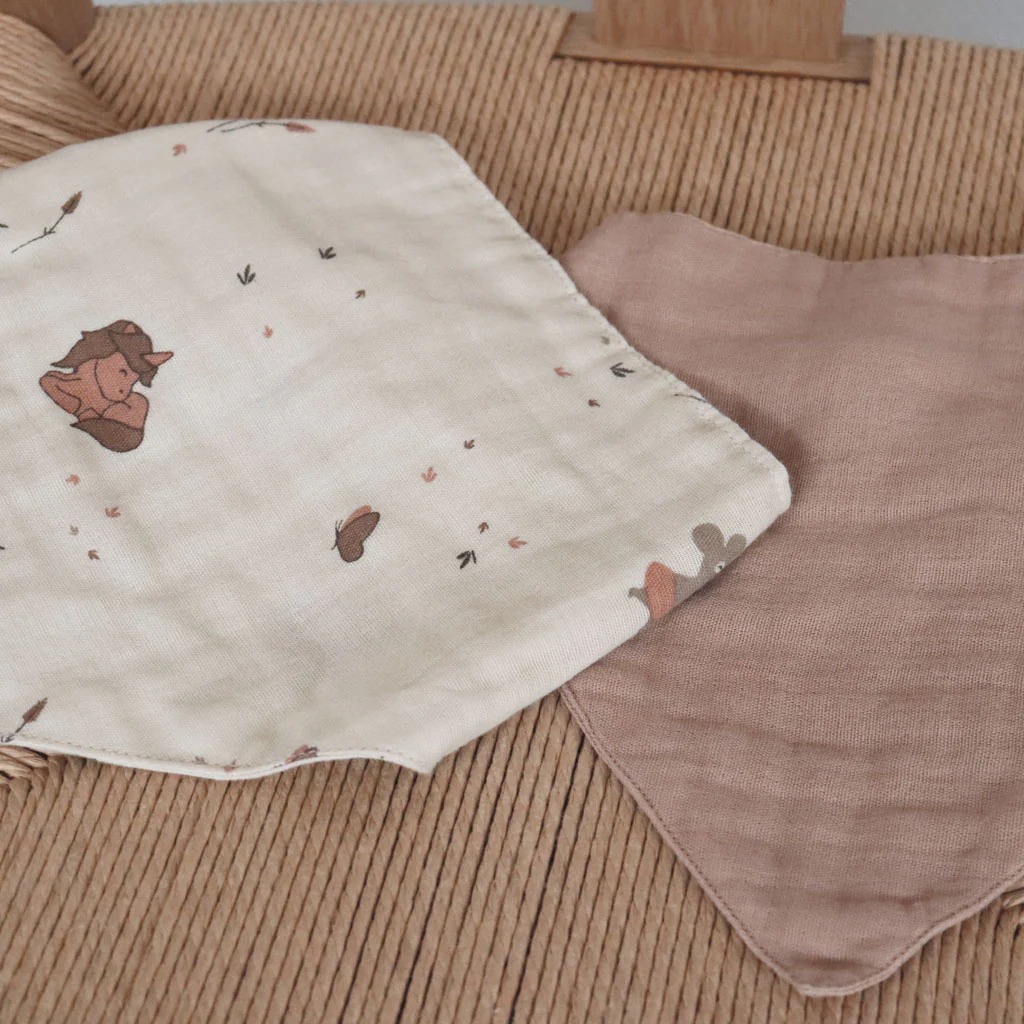 Бандана-слюнявчик из муслина из органического хлопка Villads – набор 2 штуки – Unicorn/Rose Dust – Nuuroo